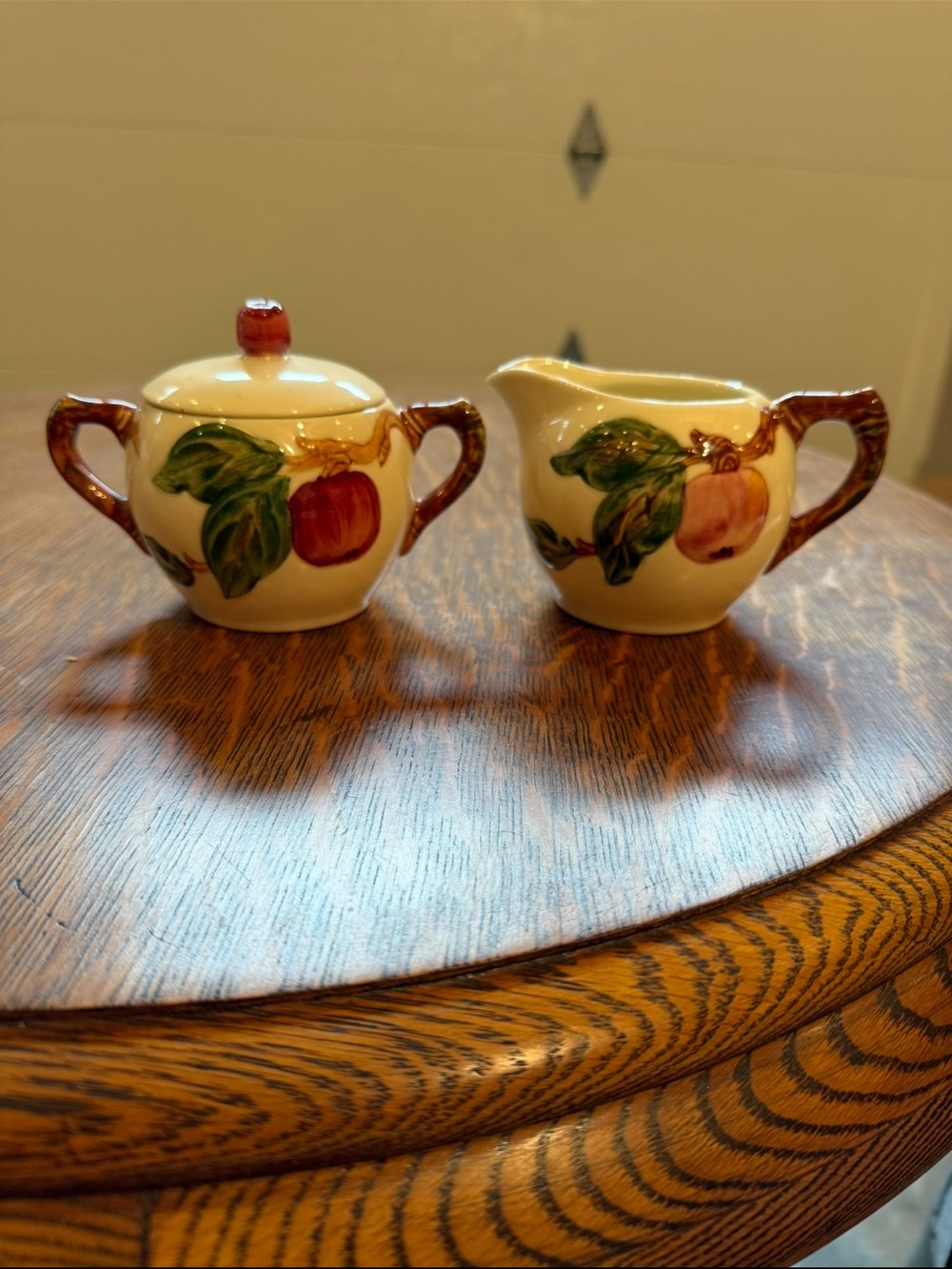 Franciscan Apple sugar/cream VINTAGE